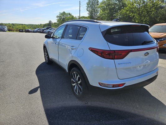 MERLIN MOTORS - Updated March 2025 - 70 Photos & 22 Reviews - 136