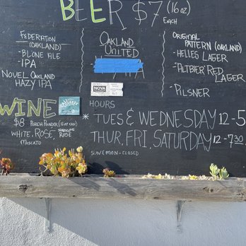 Sideshow Kitchen - Burgers Near Me - Oakland, California