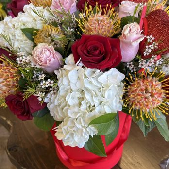Bloom Floral  Design - Florists Near Me - Westminster, California