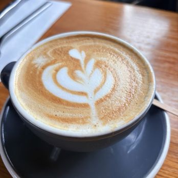 Hole In The Wall - Williamsburg - Cappuccino - Australian Near Me - Brooklyn, New York Hole In The Wall - Williamsburg - Cappuccino - Australian Near Me - Brooklyn, New York