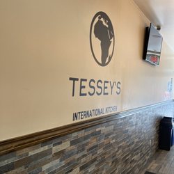 Tessey’s International Kitchen - Wall decor