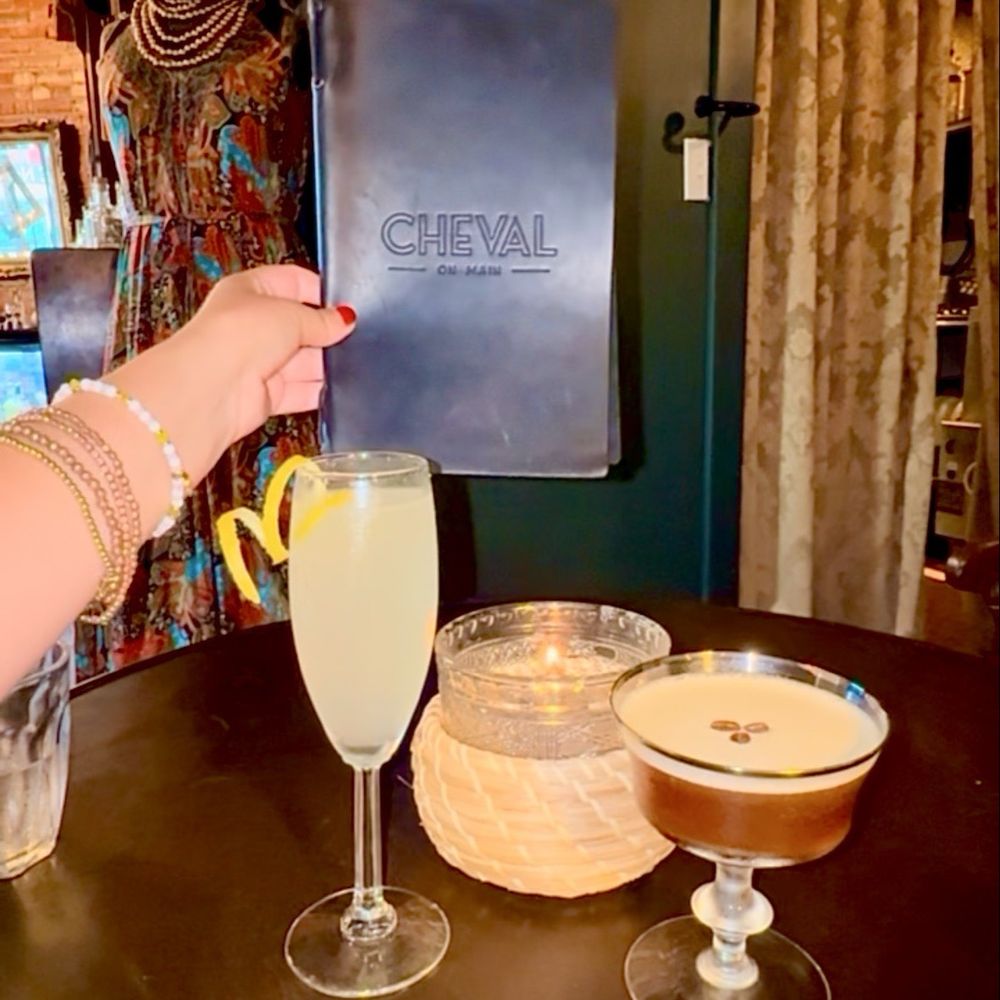 Cheval - Cocktail Bars Near Me - Kansas City, Missouri
