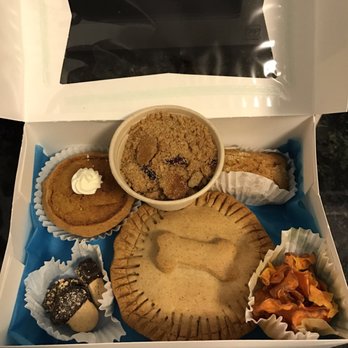 The Dog Bakery - Barskgiving dinner! - Pet Stores Near Me - Pasadena, California The Dog Bakery - Barskgiving dinner! - Pet Stores Near Me - Pasadena, California