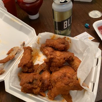 Wings Cafe - Making sure to include the Cinder Block tallboy to illustrate how big these buffalo wings are! Tastes fantastic and my face is SWEATING. - New American Near Me - Kansas City, Missouri Wings Cafe - Making sure to include the Cinder Block tallboy to illustrate how big these buffalo wings are! Tastes fantastic and my face is SWEATING. - New American Near Me - Kansas City, Missouri
