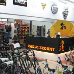 Radldiscount - Kasse mit Beleuchteter Schrift