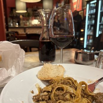 Trattoria 4 Leoni - tagliatelle with wild boar sauce or porcini mushroom sauce - Italian Near Me - Florence, FI Trattoria 4 Leoni - tagliatelle with wild boar sauce or porcini mushroom sauce - Italian Near Me - Florence, FI