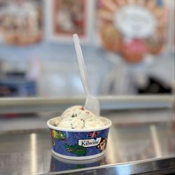 Kilwins Ice Cream - Chocolate - Fudge - Single scoop
