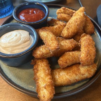 M on High Restaurant - Bars Near Me - Moorpark, California M on High Restaurant - Bars Near Me - Moorpark, California