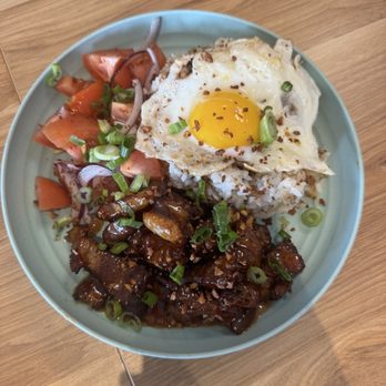 Lolas By MFK - Tocino Breakfast Bowl - Filipino Near Me - West Covina, California Lolas By MFK - Tocino Breakfast Bowl - Filipino Near Me - West Covina, California
