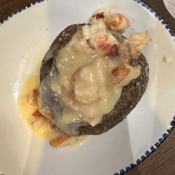 Red Lobster - Fully Loaded Potato with Creamy lobster - Seafood Near Me - Stockton, California
