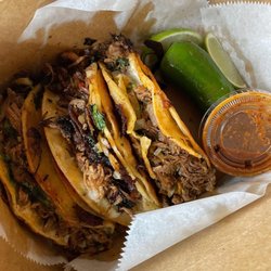 Mi Pueblito Tacos - Quesabirria Taco