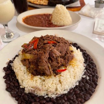 Cabana - ropa vieja con arroz blanco y habichuela negra - Latin American Near Me - Forest Hills, New York
