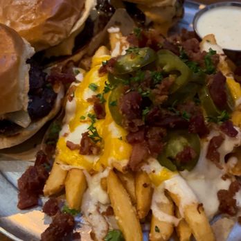HI Sliders - Bacon Jam Burger $14.49 upgraded to "sticky fries" + $4.00. Total = $18.89 - Food Trucks Near Me - Mililani, Hawaii