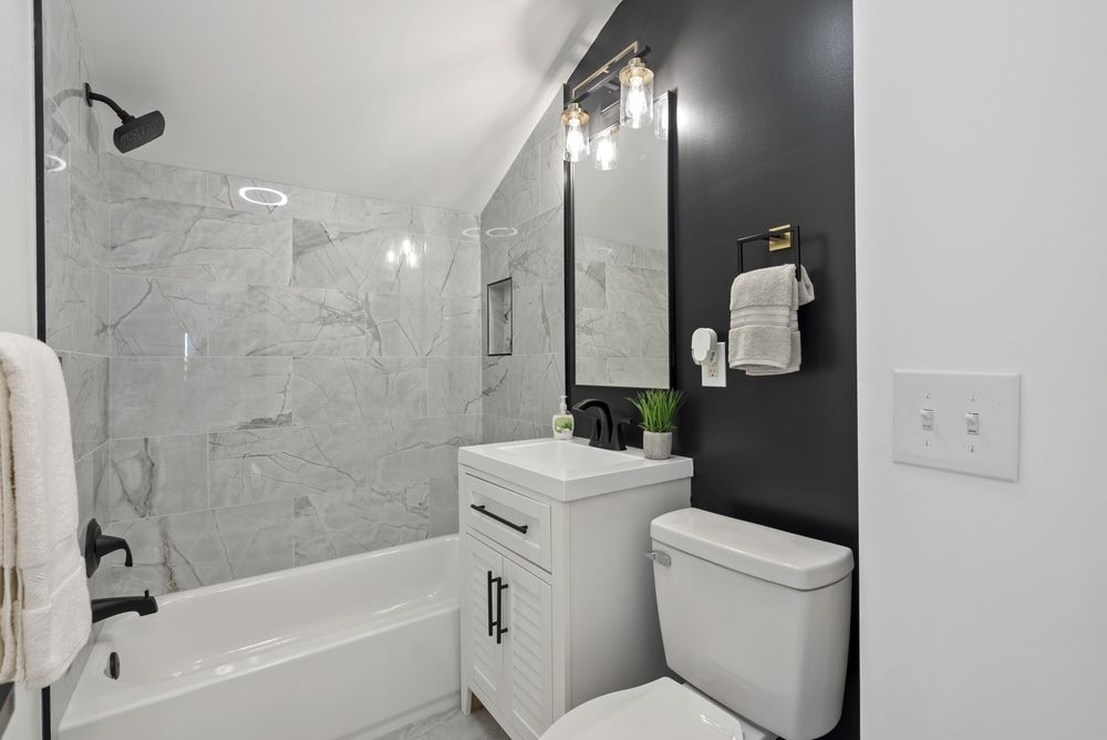 Slide of MACK Home Renovations