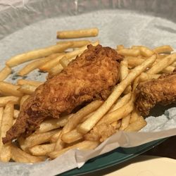Half portion chicken tenders & fries