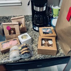 Jillybean’s Keto Bakery