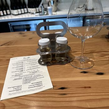 Twill cellars - Wineries Near Me - West Linn, Oregon