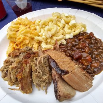 Hog Wild BBQ - Caterers Near Me - Newtown, Connecticut