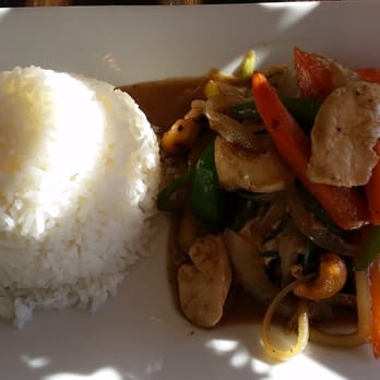 Thai Basil Kitchen - Cashew Chicken - Thai Near Me - Cumming, Georgia Thai Basil Kitchen - Cashew Chicken - Thai Near Me - Cumming, Georgia
