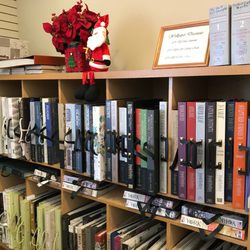 Benjamin Moore - Strothkamp's Paint Center - Strothkamp's Paint Center has hundreds of the most popular wallpaper books including many grasscloths, heavy vinyls, and designer patterns.