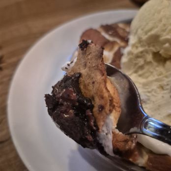 BJ's Restaurant & Brewhouse - S'mores Dessert was delicious from start to finish on Thursday night 6/26/2025 - Pizza Near Me - Sterling Heights, Michigan BJ's Restaurant & Brewhouse - S'mores Dessert was delicious from start to finish on Thursday night 6/26/2025 - Pizza Near Me - Sterling Heights, Michigan