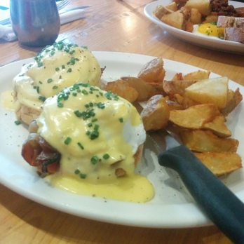 Wilf & Ada's - Diners Near Me - Ottawa, Ontario