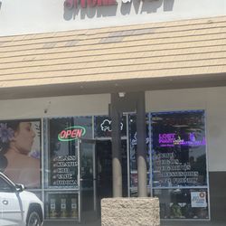Ruby’s - Front of store