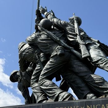 US Marine Corps Memorial - Landmarks & Historical Buildings Near Me - Arlington, Virginia