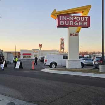 In-N-Out Burger - Big road sign leads the way. - Burgers Near Me - Nampa, Idaho