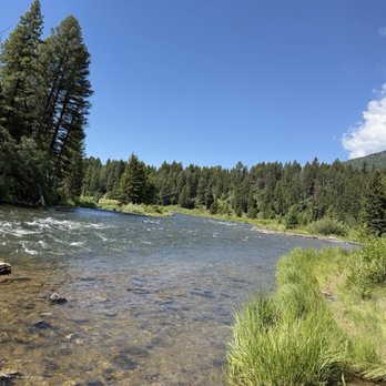 Campfire Lodge Resort - Hotels Near Me - West Yellowstone, Montana Campfire Lodge Resort - Hotels Near Me - West Yellowstone, Montana