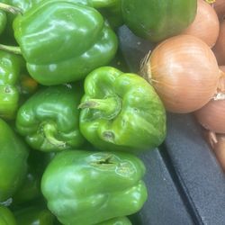 Walmart Supercenter - Green bell peppers