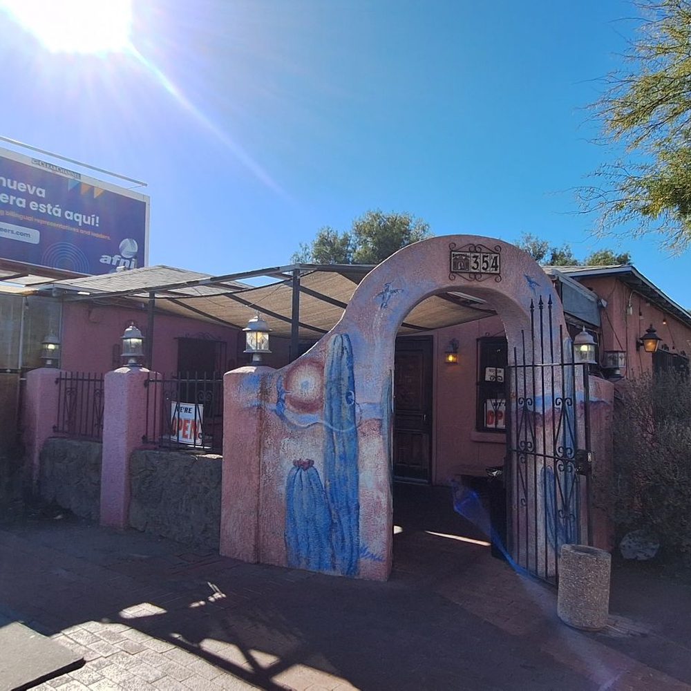 El Minuto Cafe - facade - Mexican Near Me - Tucson, Arizona