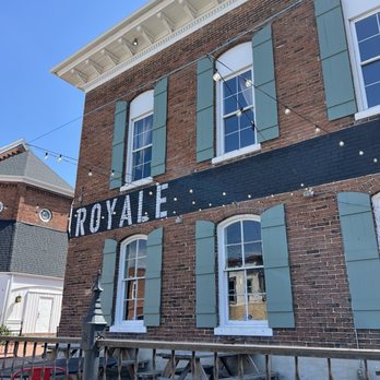 Royale with Cheese - Patio seating - Burgers Near Me - Michigan City, Indiana