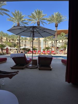 Red Rock Pool by null