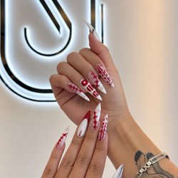 Shape Nail Lounge