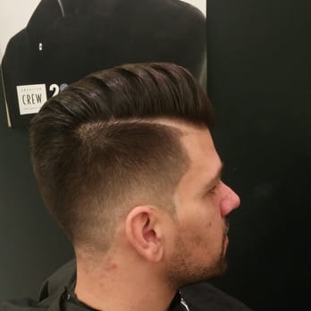 Barber's Chair - Barbers Near Me - Toronto, Ontario Barber's Chair - Barbers Near Me - Toronto, Ontario