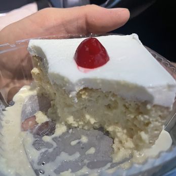 Speedy Tacos - Tres leches cake - Mexican Near Me - Torrington, Connecticut Speedy Tacos - Tres leches cake - Mexican Near Me - Torrington, Connecticut