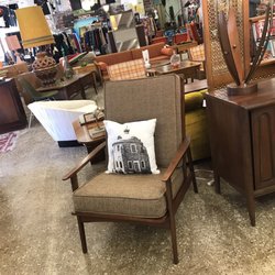 Vintage Vault - All the things!