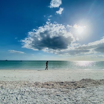 Tigertail Beach - Beautiful day and beautiful beach! - Beaches Near Me - Marco Island, Florida Tigertail Beach - Beautiful day and beautiful beach! - Beaches Near Me - Marco Island, Florida
