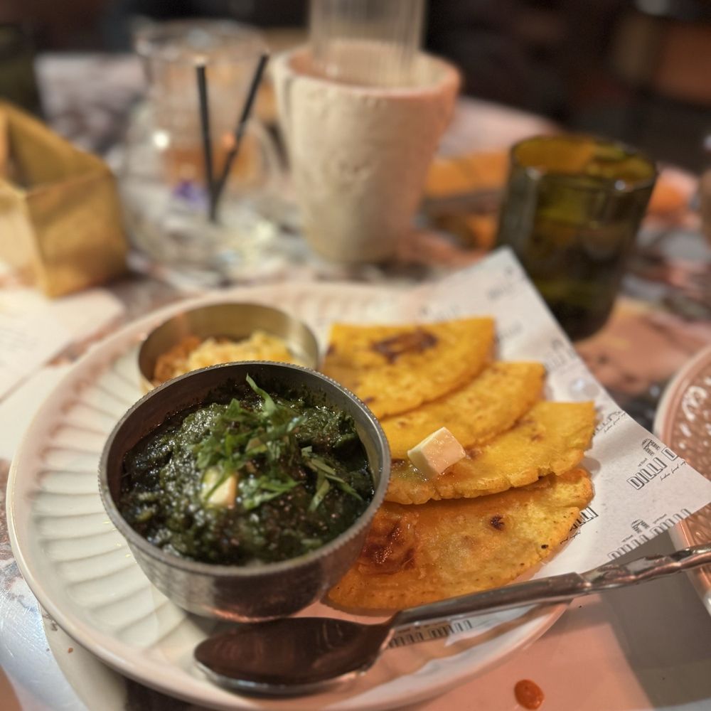 PUNJABI BAGH KA SAAG