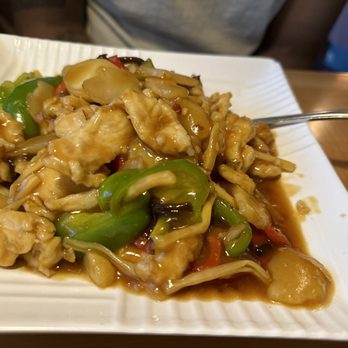 Red Ginger Restaurant - 2. Spicy Garlic Chicken - Chinese Near Me - Temecula, California