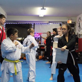 Frank's Martial Arts - Board Breaking Competition - Boxing Near Me - Chicago, Illinois