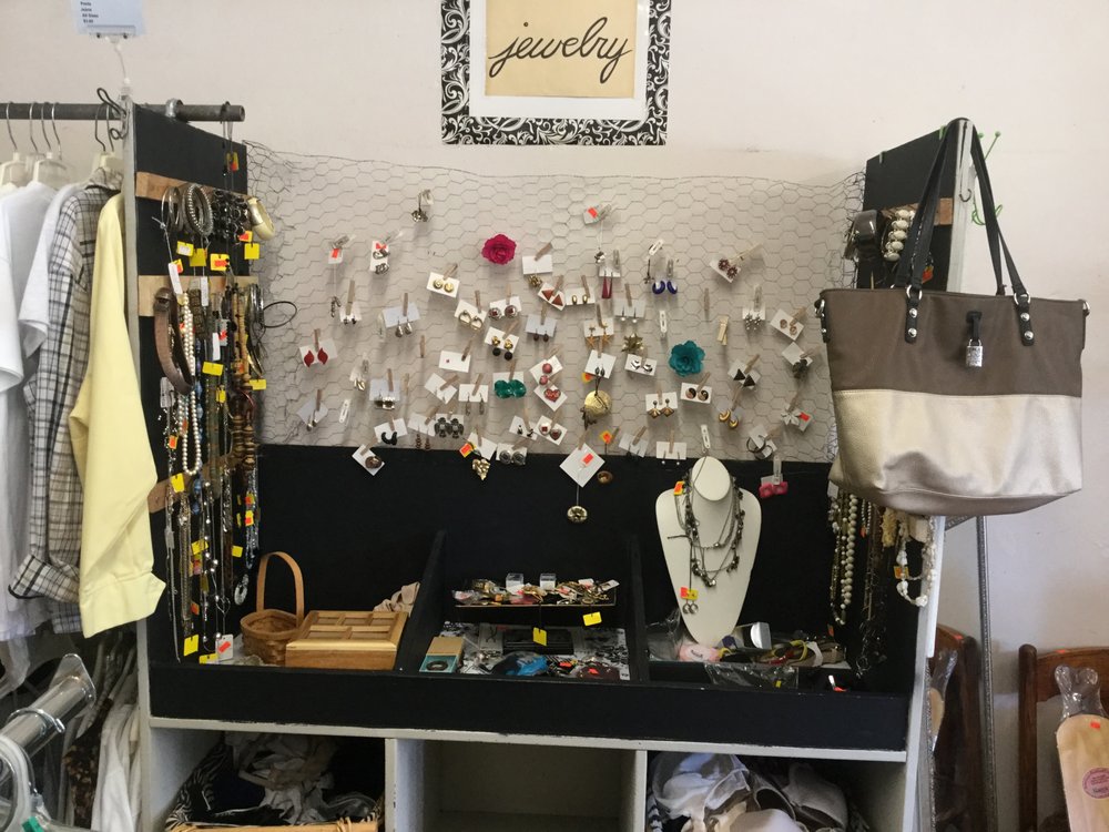 LAMONI THRIFT CENTER 10 Photos 118 S Linden, Lamoni, Iowa Thrift