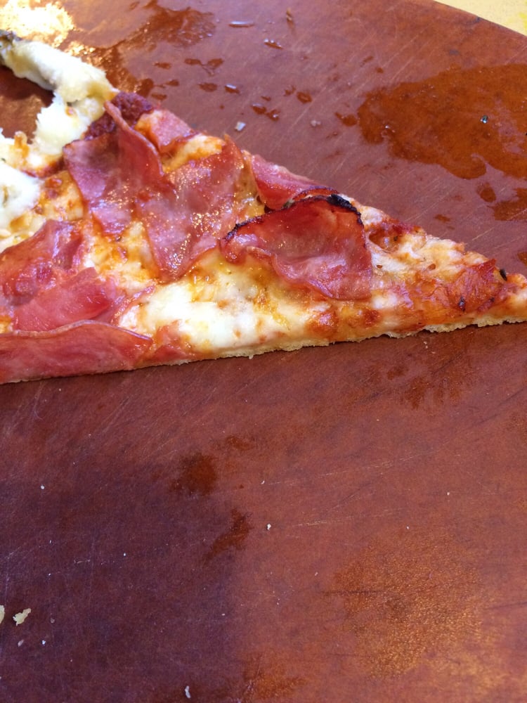 PIZZA HUT Updated August 2024 3616 Broadway, Quincy, Illinois