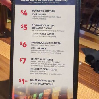 BJ's Restaurant & Brewhouse - Pizza Near Me - Newark, California