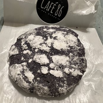 Cafe 86 - Ube Crinkle Cookie - Cafes Near Me - Northridge, California
