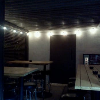 Tempe Tavern - Dive Bars Near Me - Tempe, Arizona Tempe Tavern - Dive Bars Near Me - Tempe, Arizona