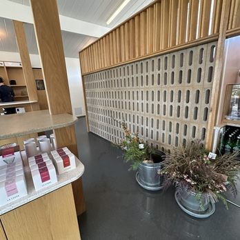 How's It Going To End - Coffee & Tea Near Me - Glendale, California