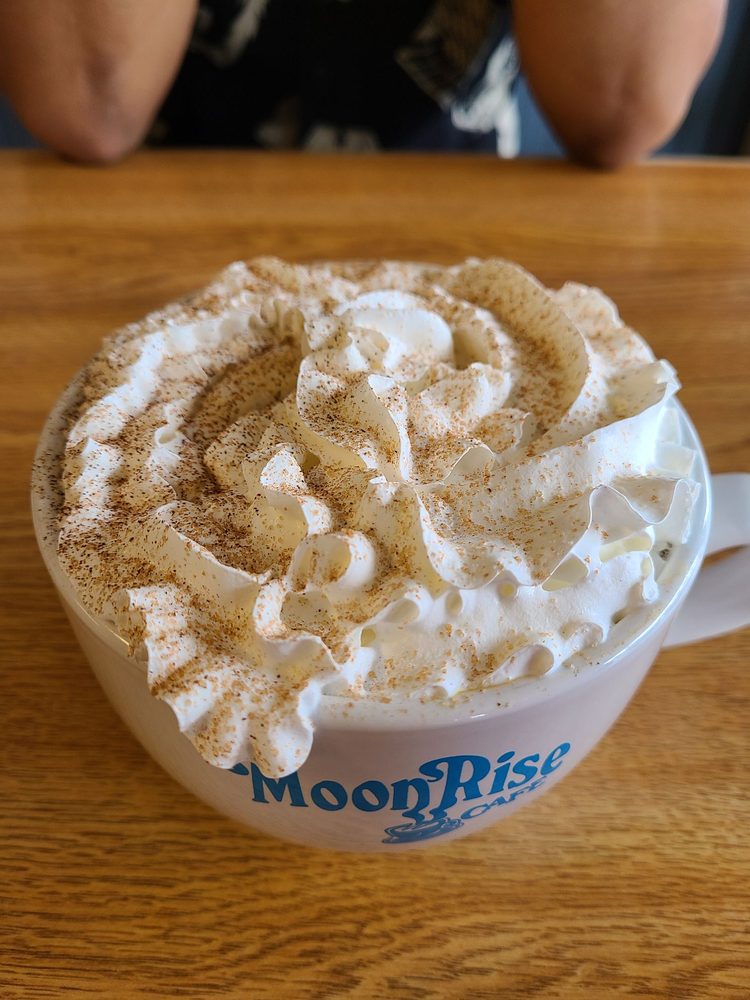 Moon Rise Cafe