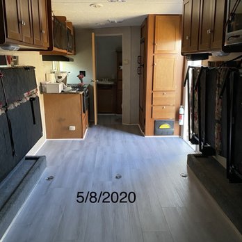 B&B Flooring Contractors - Trailer - Flooring Near Me - La Quinta, California B&B Flooring Contractors - Trailer - Flooring Near Me - La Quinta, California
